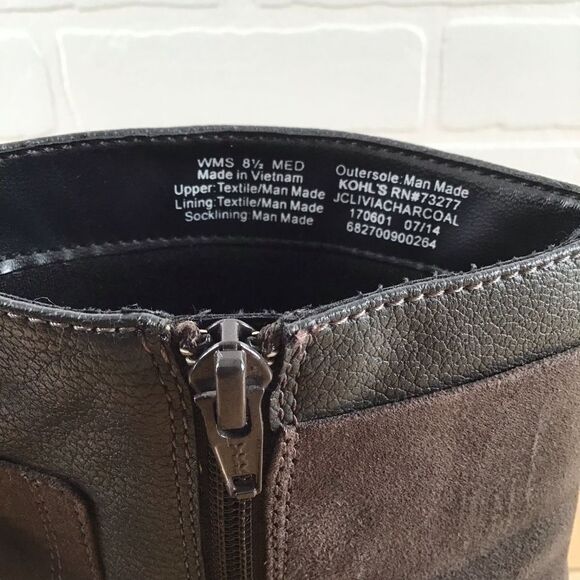 JUICY Couture ankle boots brown size 8.5 heeled booties - Picture 9 of 16